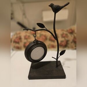 NWOT.         Frame.              (OS)